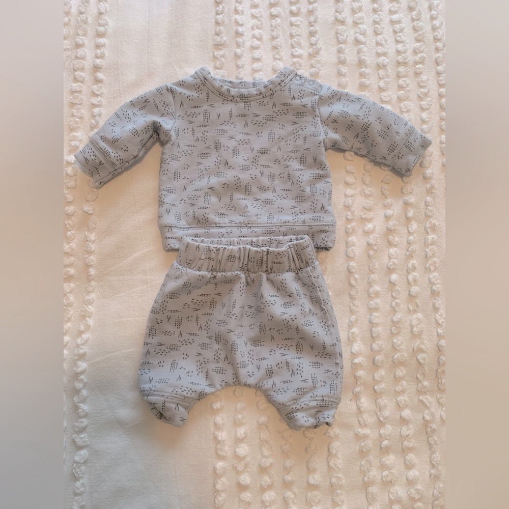 Nordstrom Patterned Set for Newborn